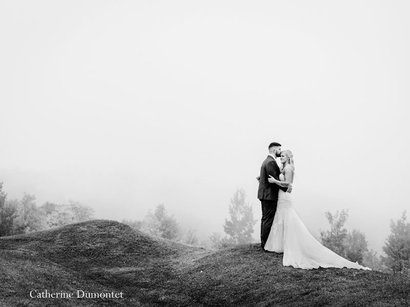 Newlyweds at the top of Mont Gabriel