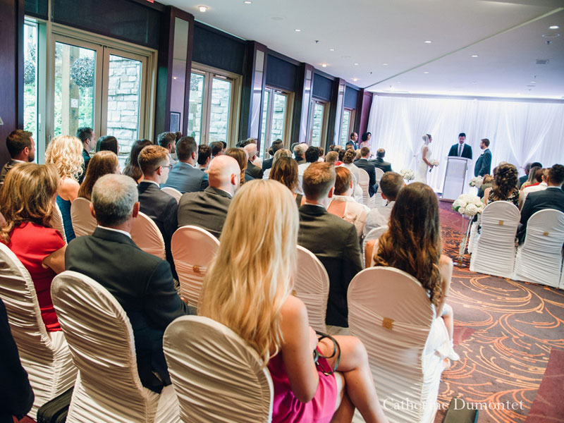 cérémonie de mariage au Hilton Lac-Leamy