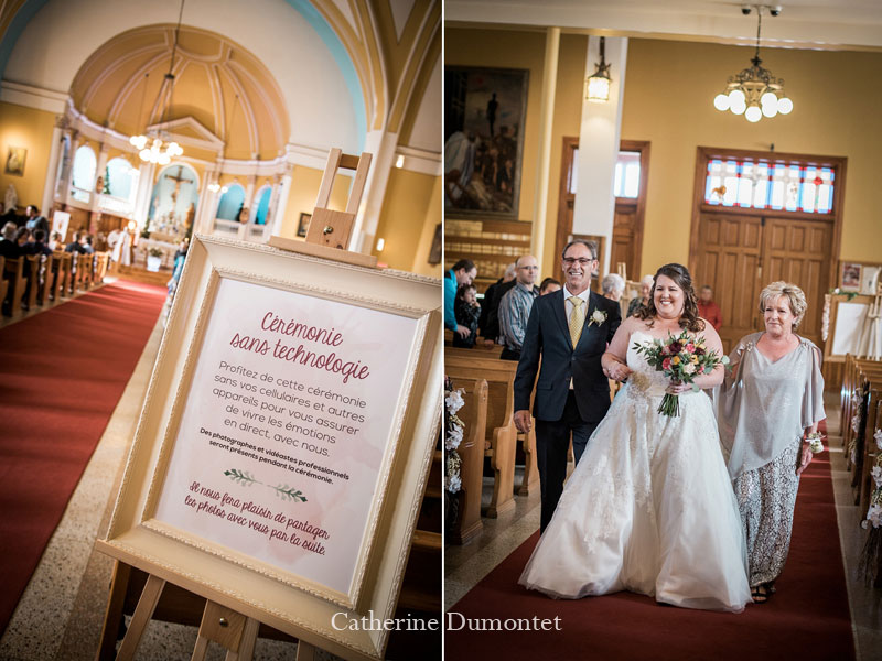 L'entrée de la mariée avec ses parents