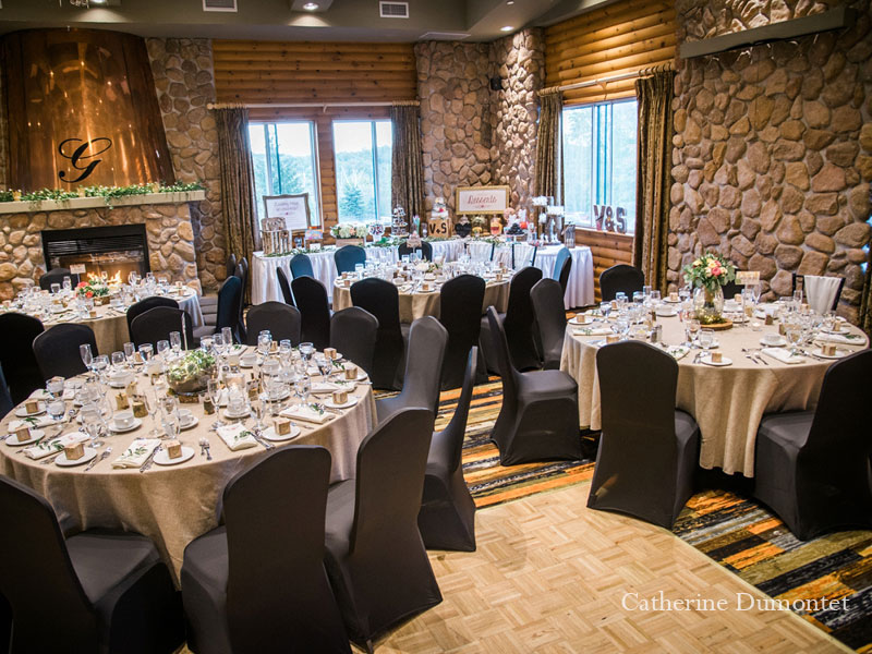 salle de réception à l'Hôtel Mont-Gabriel