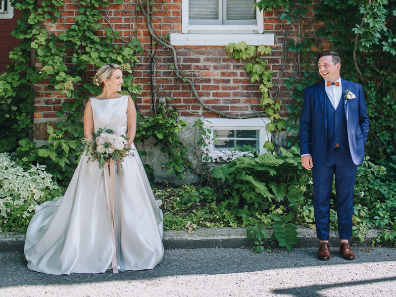 Les mariés dans le Vieux-Boucherville