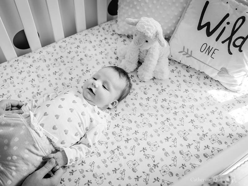 photo de bébé à la maison