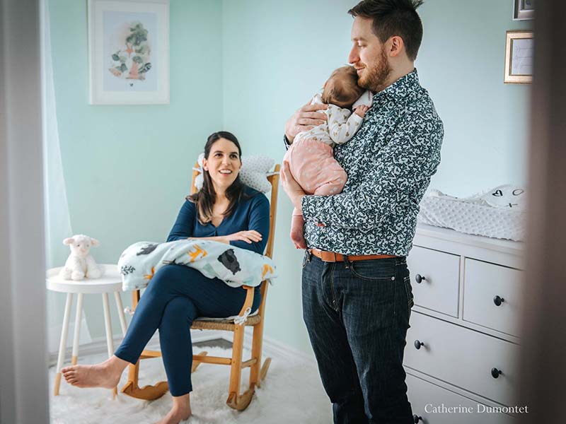 photo de bébé à la maison