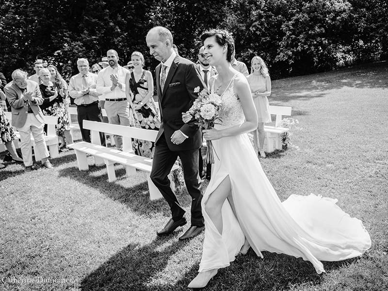 Cérémonie de mariage devant le Vieux Moulin à Rigaud
