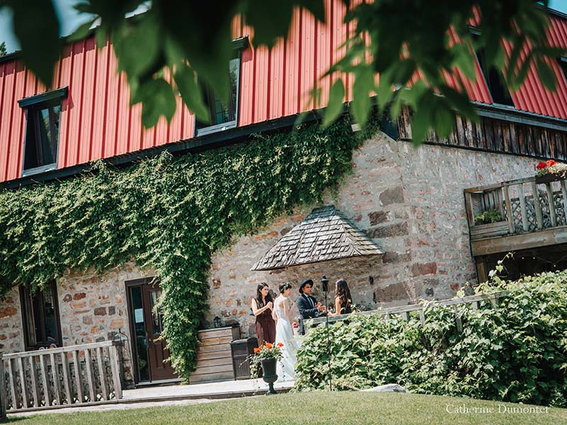 cocktail de mariage au Vieux Moulin à Rigaud