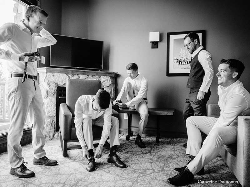 Préparatifs du marié au Grand Lodge Mont-Temblant