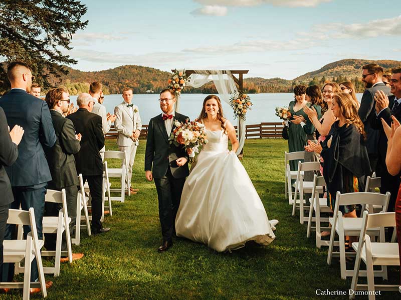 sortie des mariés à Mont-Tremblant