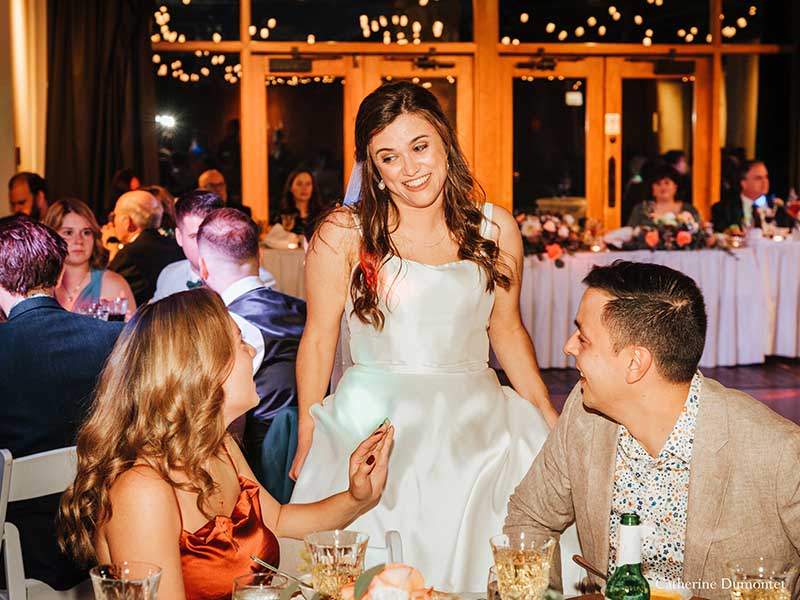 les invités à la réception de mariage au Grand Lodge