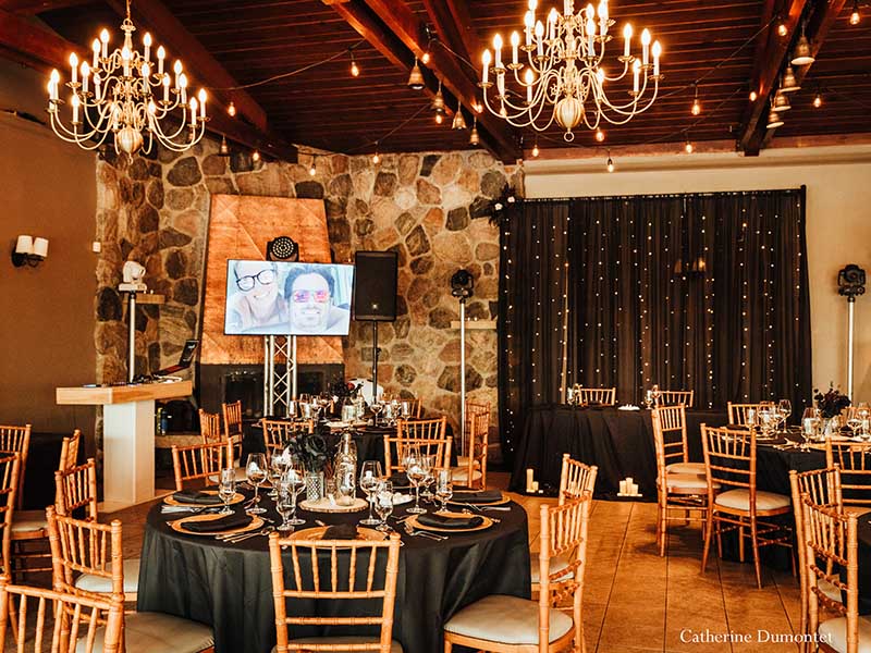 Décorations mariage dans la Salle Soprano de la Distinction