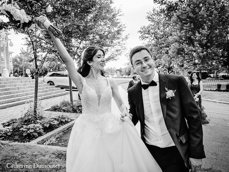Photographe de mariage à l'Église Sainte-Famille à Boucherville