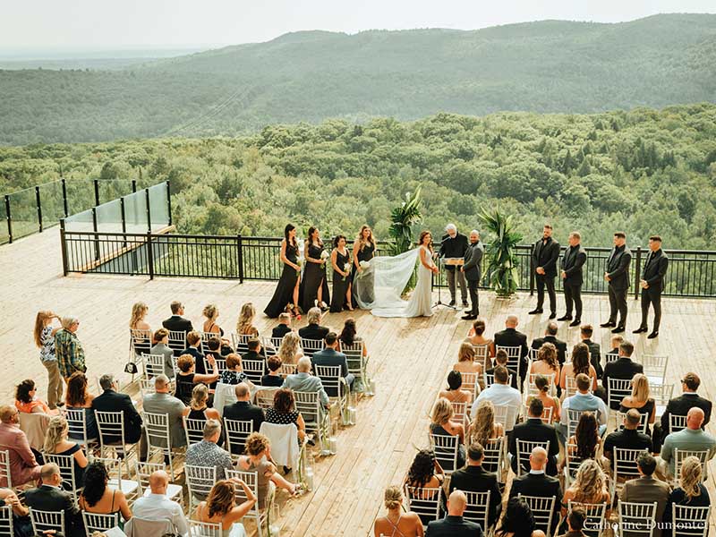 mariage auberge montagne coupee wedding 34