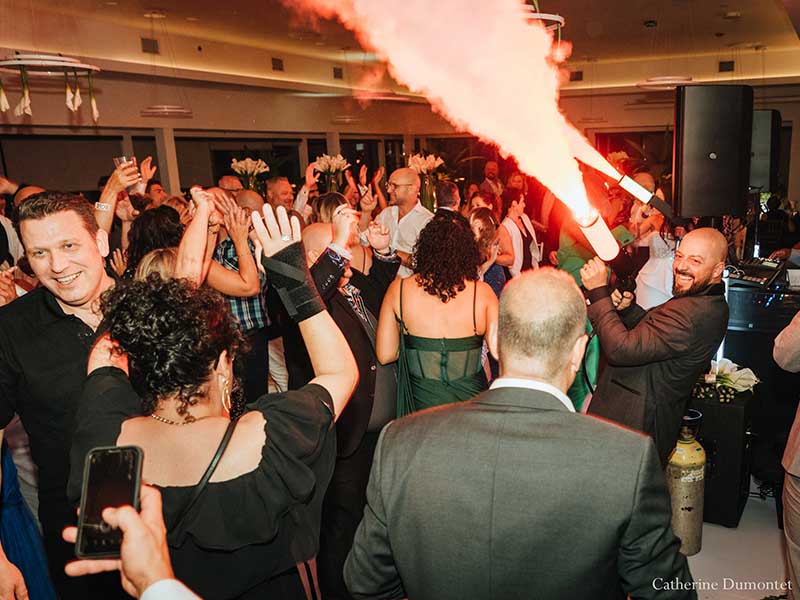 mariage auberge montagne coupee wedding 76